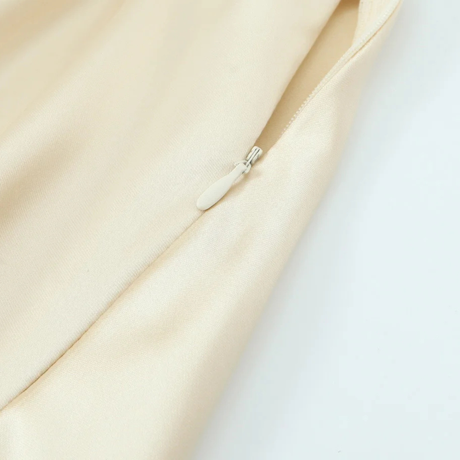 Ella | Sleeveless Satin Long Dress with Lace-Up Back and Side Zipper