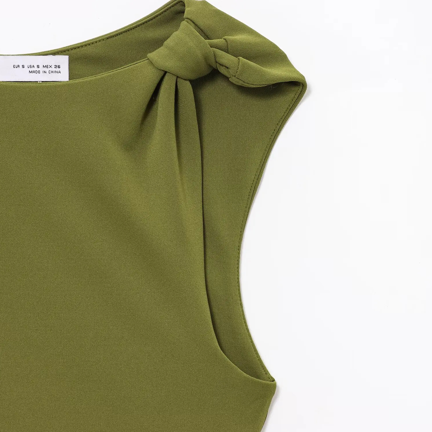 Isla | Green Long Dress with One-Shoulder Sleeve and Hollow Waist